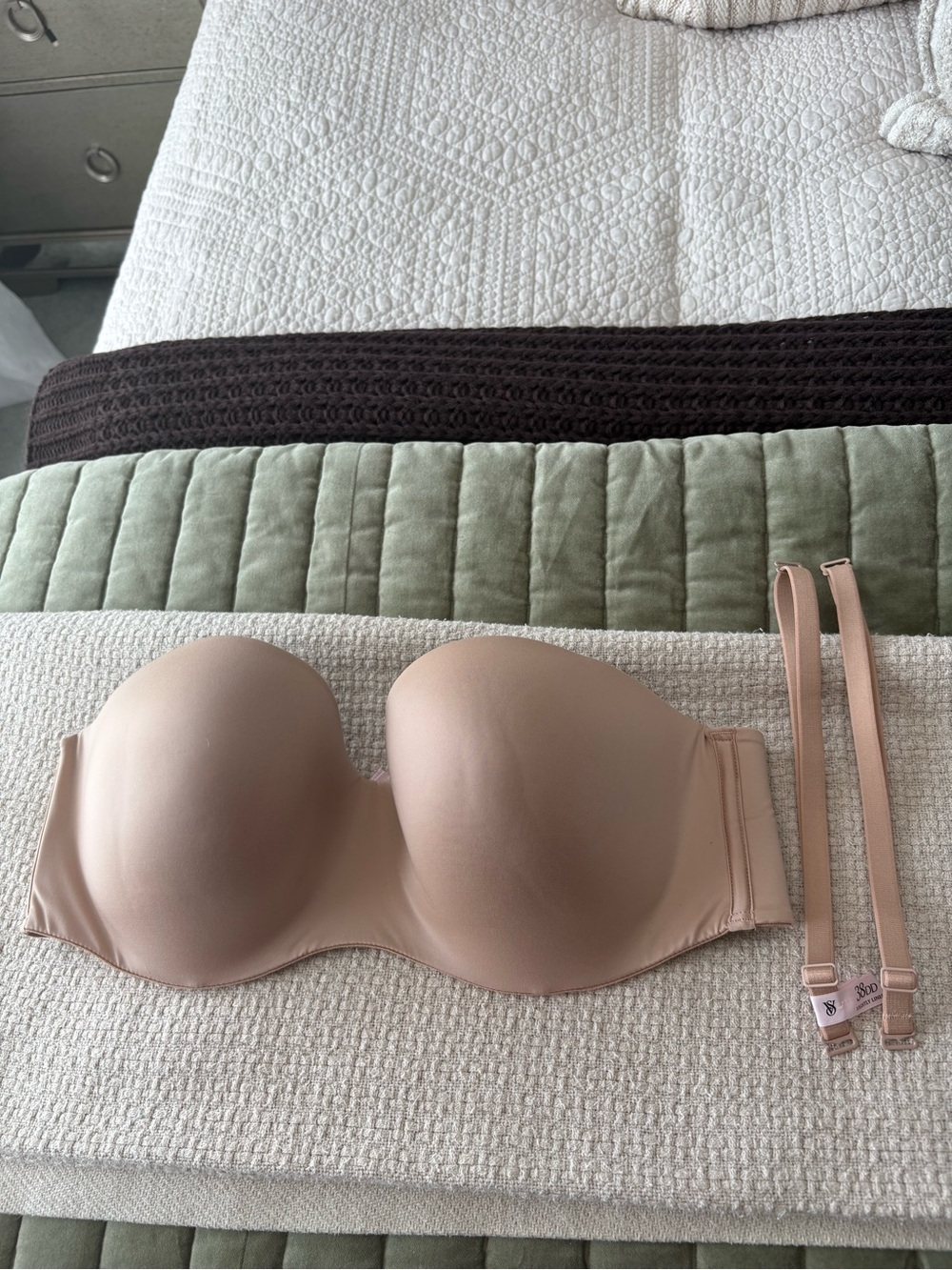 Strapless Nude body by Victoria’s Secret bra
